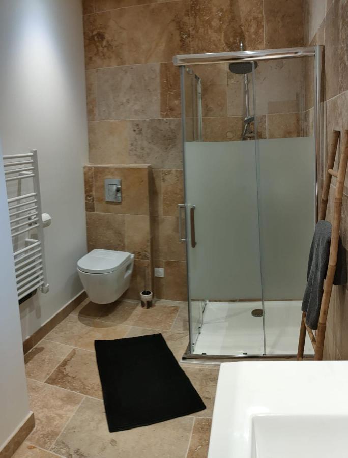 Appartement Dans Mas Provencal อาร์ลส์ ภายนอก รูปภาพ