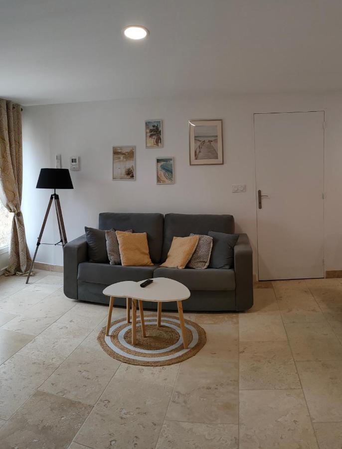 Appartement Dans Mas Provencal อาร์ลส์ ภายนอก รูปภาพ