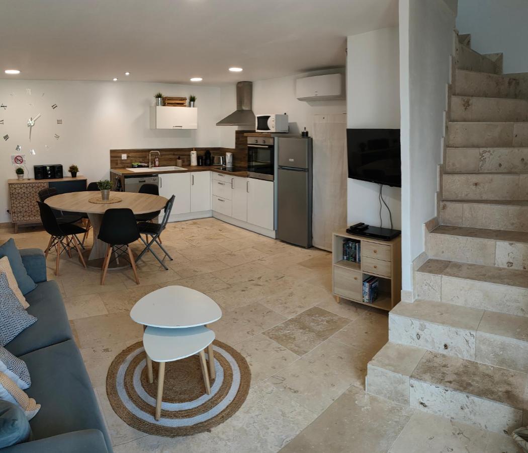 Appartement Dans Mas Provencal อาร์ลส์ ภายนอก รูปภาพ